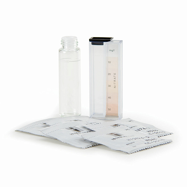 Тест-набор для определения нитратов 0-50 мг/л HANNA Instruments HI3874